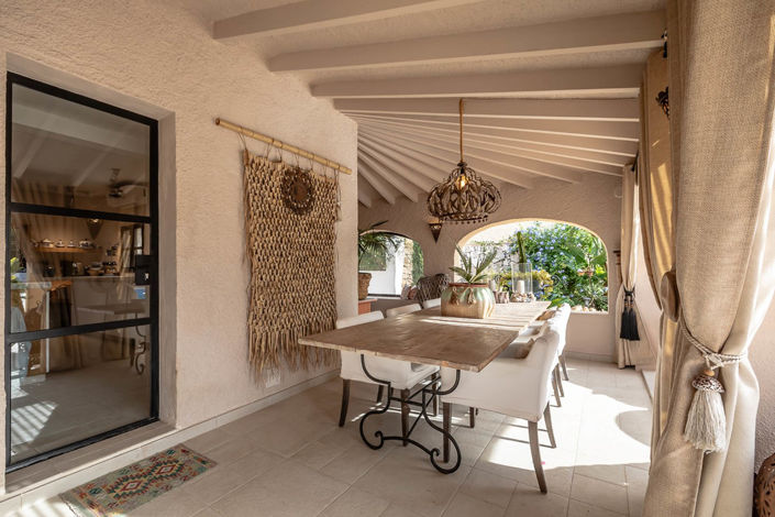 Image No.4-2 Bed Villa for sale