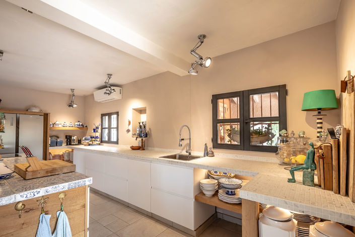 Image No.6-2 Bed Villa for sale