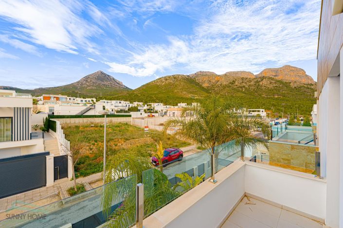 Image No.13-2 Bed Villa for sale