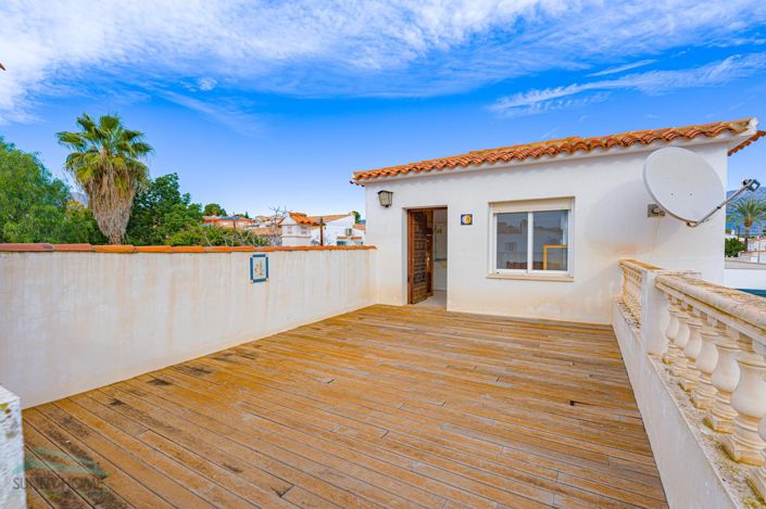 Image No.29-3 Bed Villa for sale