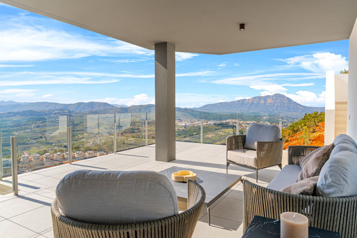 Image No.19-3 Bed Villa for sale