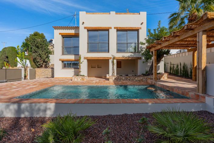 Image No.2-3 Bed Villa for sale