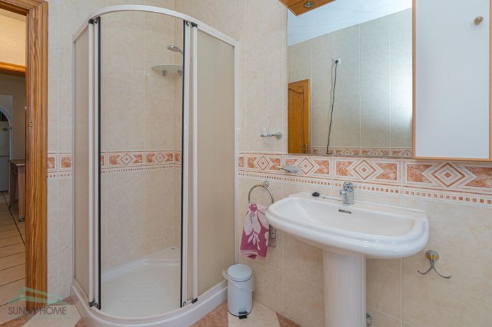 Image No.42-5 Bed Villa for sale