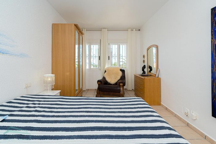 Image No.44-5 Bed Villa for sale