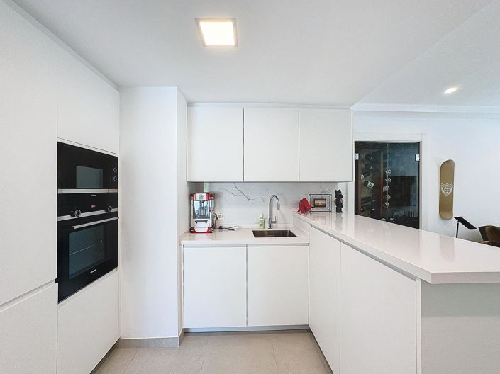 Image No.37-4 Bed Villa for sale