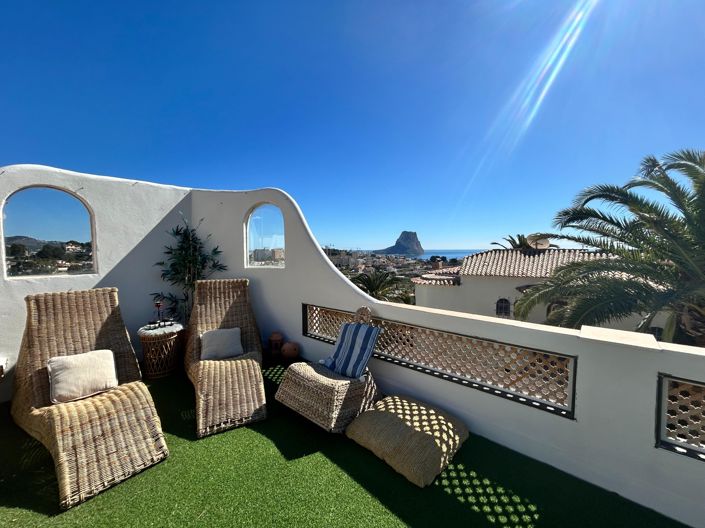 Image No.12-6 Bed Villa for sale