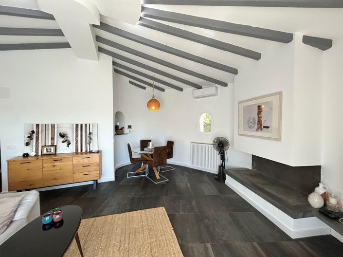 Image No.19-6 Bed Villa for sale