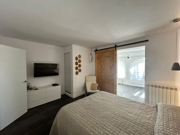 Image No.32-6 Bed Villa for sale