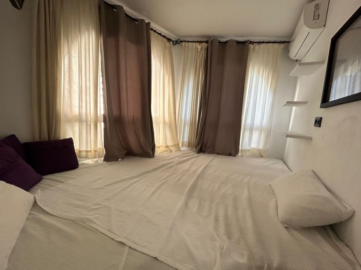 Image No.42-6 Bed Villa for sale