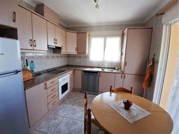 da2df681-9342-48d3-b74f-fe027970572b-benimovi