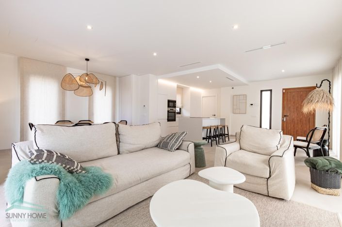 Image No.19-3 Bed Villa for sale