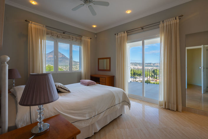 Image No.27-4 Bed Villa for sale