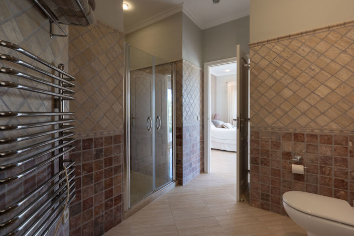 Image No.29-4 Bed Villa for sale