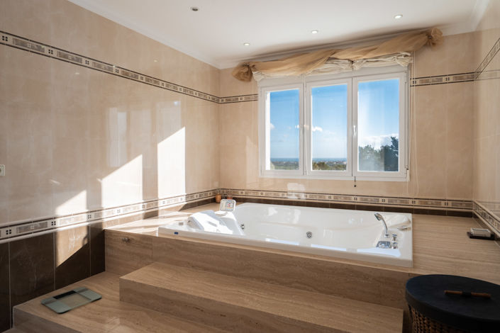 Image No.40-4 Bed Villa for sale