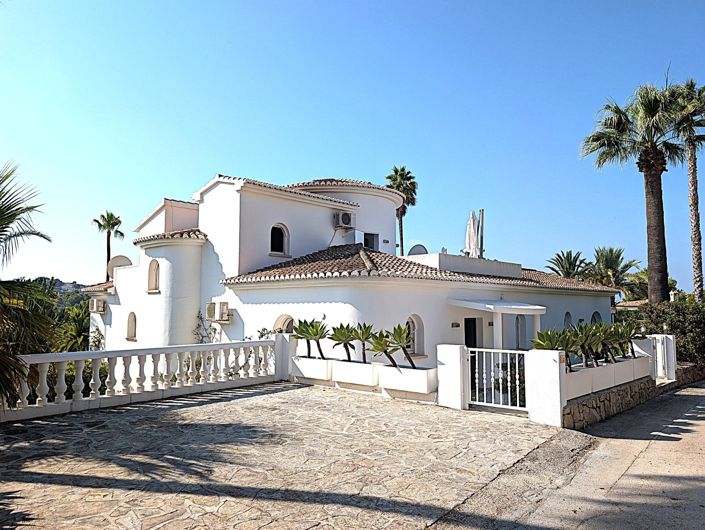 Image No.2-3 Bed Villa for sale