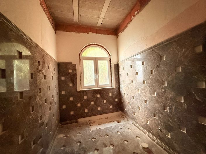 Image No.13-5 Bed Villa for sale