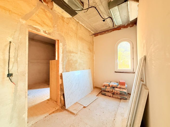 Image No.31-5 Bed Villa for sale