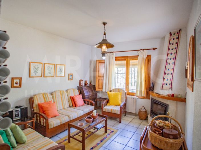 Image No.15-Villa for sale