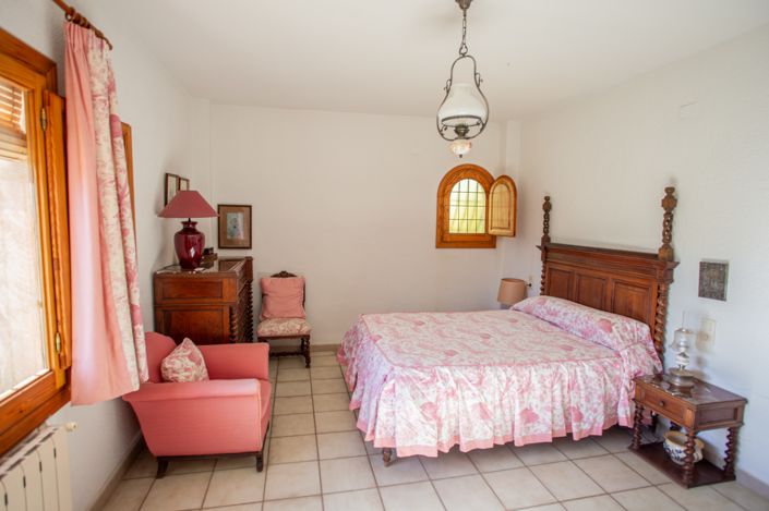 Image No.18-4 Bed Villa for sale