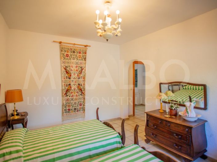 Image No.19-Villa for sale