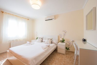 5090f177-0a16-4ef2-aa07-e2136e93fa68-dsc41872