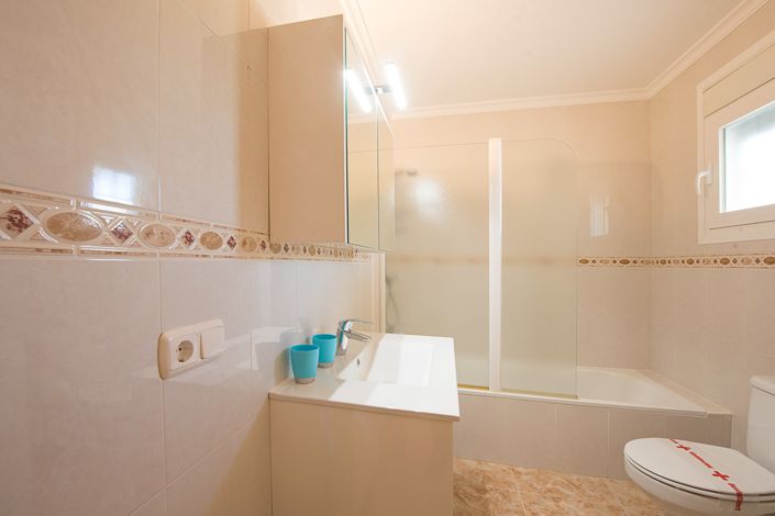 Image No.15-5 Bed Villa for sale