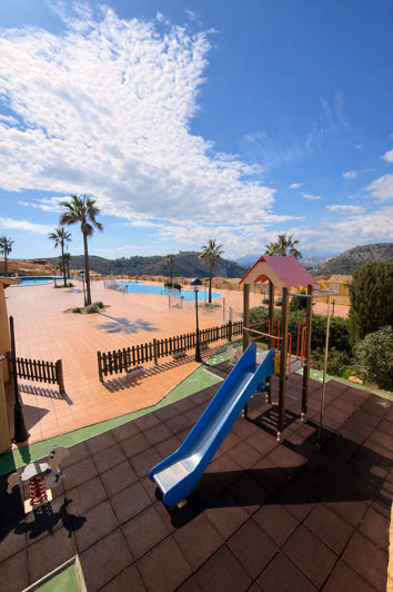 Image No.25-2 Bed Apartment for sale