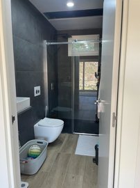 2cb775a1-c92f-49f3-9674-b9d4f6c0017a-whatsapp