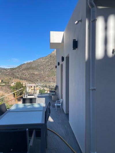 Image No.19-2 Bed Villa for sale