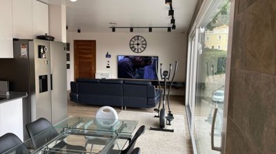 8fd264d3-43ae-44f4-9791-3f76b5a8de5b-whatsapp