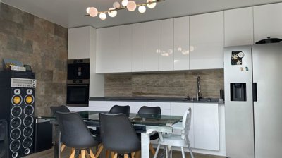 406b0dd1-d4dc-41c8-bc5e-56c941f40b5b-whatsapp