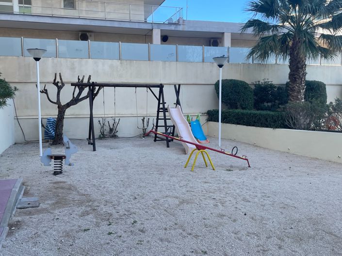 Image No.25-2 Bed Apartment for sale