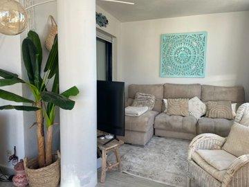 b32ae6a6-0203-491e-a1af-e9eb92bdb59d-52024200