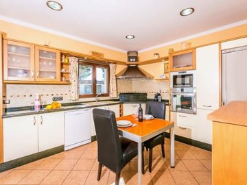 c84e66e0-0edf-4b52-97ea-c4cb43e4aa79-homeespa