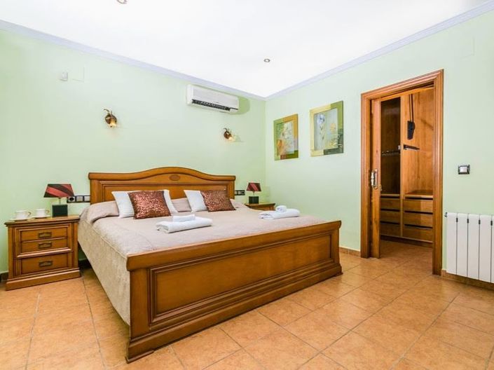 Image No.5-4 Bed Villa for sale