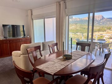 180a064d-697b-4140-aa5e-9679ee13aebe-whatsapp