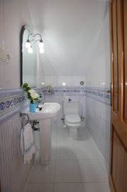 bf5bae2c-9db6-4fe6-965b-c8931078636f-af0a0417