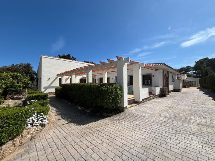 Image No.2-Maison de campagne de 5 chambres à vendre à L'Alfas del Pi