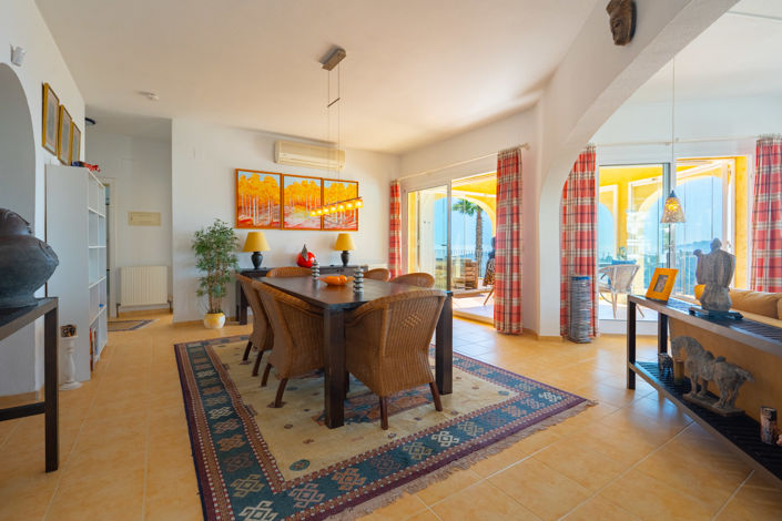 Image No.13-4 Bed Villa for sale