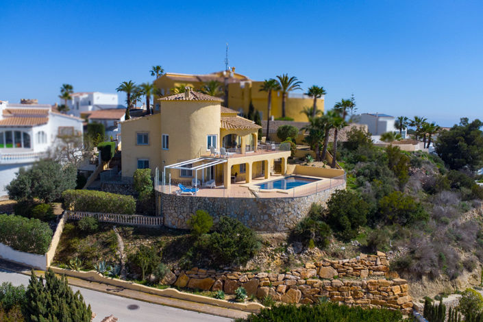 Image No.3-4 Bed Villa for sale