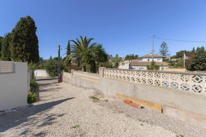 Image No.3-3 Bed Villa for sale