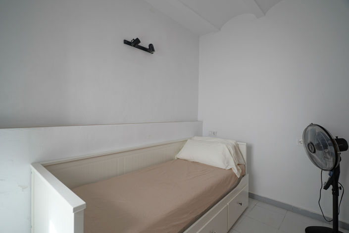 Image No.31-3 Bed Townhouse for sale