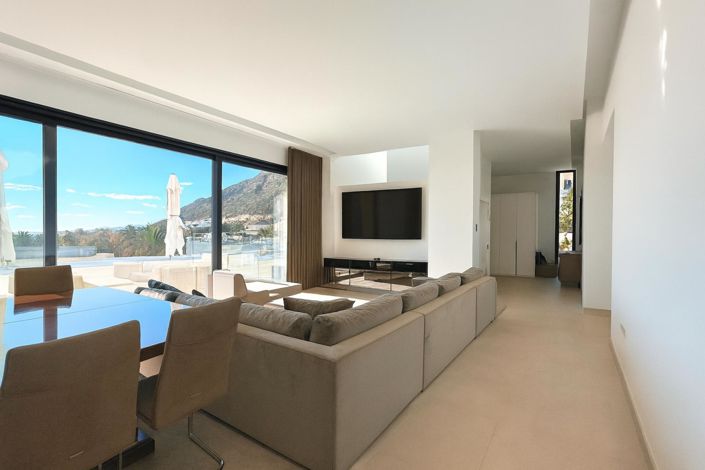 Image No.5-3 Bed Villa for sale