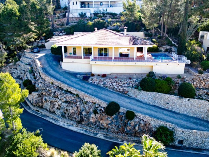 Image No.2-4 Bed Villa for sale