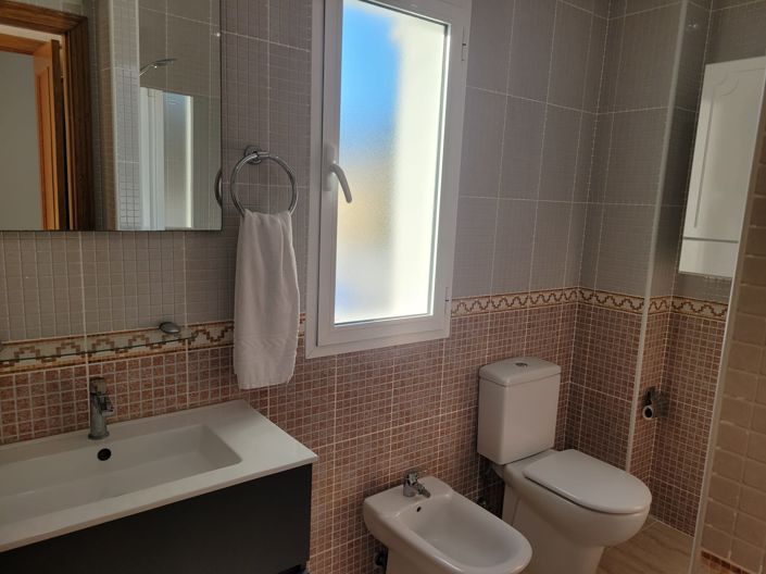 Image No.10-3 Bed Bungalow for sale