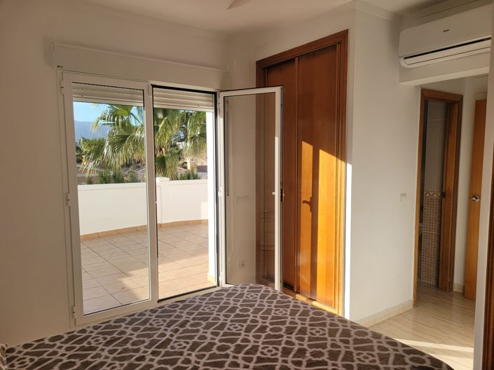 Image No.8-3 Bed Bungalow for sale