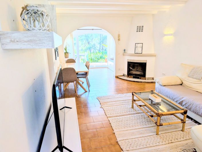 Image No.7-2 Bed Townhouse for sale