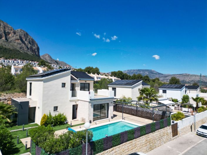 Image No.5-3 Bed Villa for sale