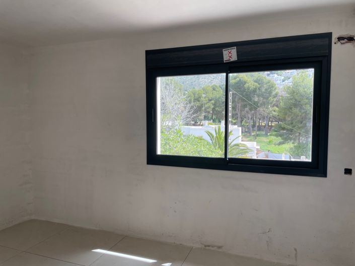 Image No.8-4 Bed Villa for sale