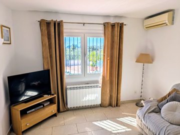 o1imff72s6k661ietju82vs1nki4b